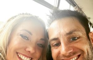 Depois A esposa de Adrian Daniel, Savanna (foto à esquerda) correndo para encontrar o marido de sete meses inconsciente na estrada depois de rastrear sua localização em seu dispositivo GPS Garmin