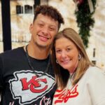 Patrick Mahomes se reúne com o irmão de seus pais após a vitória do campeonato