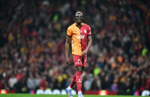 A Fabrizio Roma destaca a principal razão pela qual nenhum clube de PL assinaria Victor Osimhen, apesar do interesse de Chelsea e Manchester United. fechar