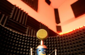 A polícia de Livermore traz acusações de terrorismo de rua contra o rapper Norteno A polícia de Livermore traz acusações de terrorismo de rua contra o rapper Norteno