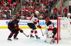 Carolina Hurricanes vs New Jersey Devils: Game 3 Preview, Previs e Odds | Playoffs da Stanley Cup Round 1, 25 de abril de 2025 fechar