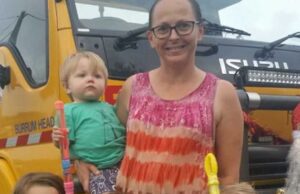 Eu sabia que minha ex-esposa era má, mas nada poderia ter me preparado para seu ato bárbaro final. Depois de um crime devastador destruiu seu mundo inteiro, James McLeod diz: a polícia tem sangue nas mãos Charmaine sempre foi forte, e eu gostei disso. Mas ela também poderia ser muito controlando '', escreve James McLeod