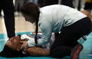 Ja Morant está jogando contra o Thunder hoje? A estrela do Grizzlies, o status do jogo 4 de Ja Morant, após lesão maciça. (26 de abril de 2019) fechar