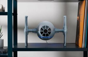Já à venda está o novo Star Wars Tie Fighter Stand com Amazon Echo Dot. Já à venda está o novo Star Wars Tie Fighter Stand com Amazon Echo Dot.