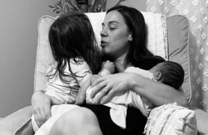 Lizzie Kieffer presta homenagem à sua filha de 12 meses após a morte Influenciadora Lauren Cummings Baby de Johnson morto aos 9 meses