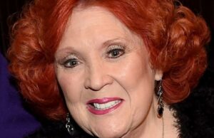 Lulu Roman morre 78 anos. Ela era uma história em quadrinhos “Hee”, que mudou de drogas para Deus e se tornou uma artista do evangelho. Lulu Roman morre 78 anos. Ela era uma história em quadrinhos "Hee", que mudou de drogas para Deus e se tornou uma artista do evangelho.