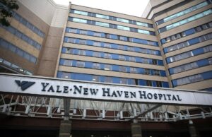 Mais de 5 milhões de pessoas afetadas pela violação de dados no Yale New Haven Health de Connecticut a file photo from 2014 of the outside facade of Yale New Haven Hospital in Connecticut