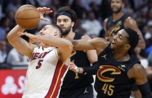 NBA: Cavs vence a série mais dominante de todos os playoffs Donovan Mitchell Cavaliers varre os playoffs da NBA na primeira rodada