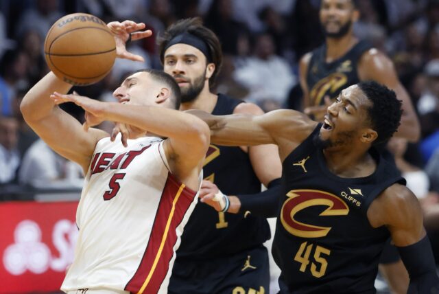 Donovan Mitchell Cavaliers varre os playoffs da NBA na primeira rodada