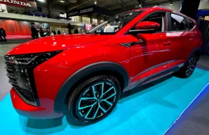 Nowa Marka Rozbila Bank. O SUV e o sedan estão agora disponíveis. Ceny Hitem Nowa Marka Rozbila Bank. O SUV e o sedan estão agora disponíveis. Ceny Hitem