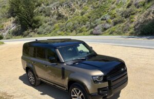 O Land Rover Defender 140 de 2025 é maior, mas não é melhor. O Land Rover Defender 140 de 2025 é maior, mas não é melhor.