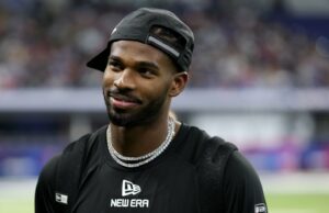 O filho de Shedeur Sander, filho de Falcons DC, pede desculpas pela chamada do draft da NFL O Sheder do Colorado QB Sanders não é recrutado na Rodada 1 explicada