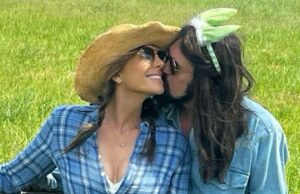 O novo videoclipe de Billy Ray Cyrus pode ser uma faixa de Elizabeth Hurley Romance 5 perguntas maiores sem uma resposta sobre o relacionamento surpresa de Elizabeth Hurley