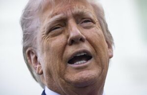 Quando ele se aproxima de seus primeiros 100 dias como presidente, os eleitores dão a Trump uma nova classificação de aprovação: atualizações ao vivo Quando ele se aproxima de seus primeiros 100 dias como presidente, os eleitores dão a Trump uma nova classificação de aprovação: atualizações ao vivo