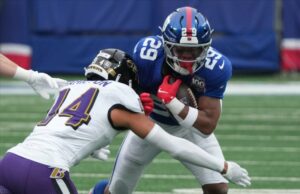 Ravens Kyle Hamilton Coleção Opção Declinar Tyler Linderbaum SIDAÇÃO: O registro