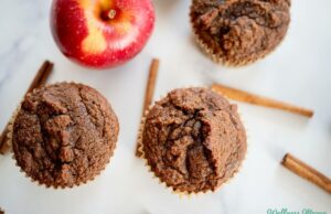 Receita de muffins de canela de maçã de farinha de coco (sem grãos) Apple_cinnamon_muffins