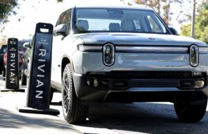 Rivian está tendo um grande estoque de baterias sem tarifas Rivian EV