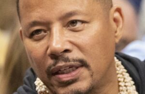 Terrence Howard não pôde retratar Marvin Gaye, porque ele não conseguiu beijar um homem: “Eu não vou fingir” Terrence Howard não pôde retratar Marvin Gaye, porque ele não conseguiu beijar um homem: "Eu não vou fingir"