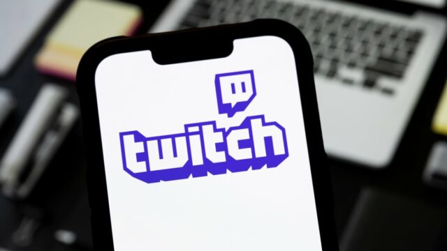 Twitch fica atrás de Tiktok e YouTube na batalha de transmissão ao vivo




