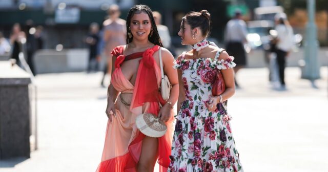 17 vestidos de convidado de casamento amigável para mulheres com mais de 40 anos


