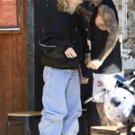 O ex -Kath ebita JoJo Siwa foi visto pela primeira vez ao retornar à Austrália após uma ejeção brutal após a parte posterior do Celebrity Big Brother e beijar um amigo no lábio durante uma viagem de títulos no domingo