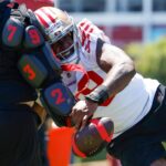 O Mykel Williams (98), do San Francisco 49ers, durante um treino no Levi's Stadium, em Santa Clara, Califórnia, na sexta -feira, 9 de maio de 2025. (Shae Hammond/Bay Area News Group)
