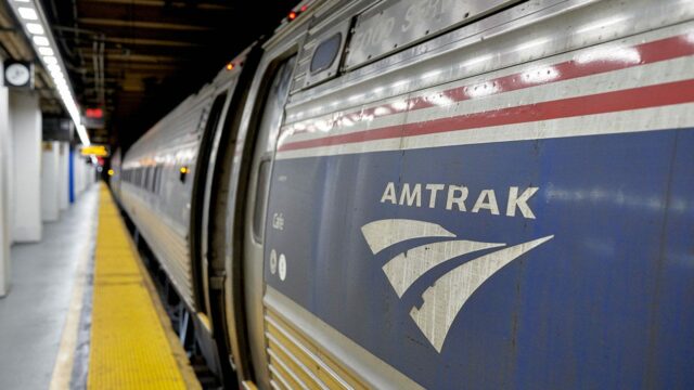A Amtrak trapaceou US $ 12 milhões de pelo menos US $ 119, incluindo médicos envolvidos em sistemas de fraude; Alguns ainda estão funcionando: relatório




