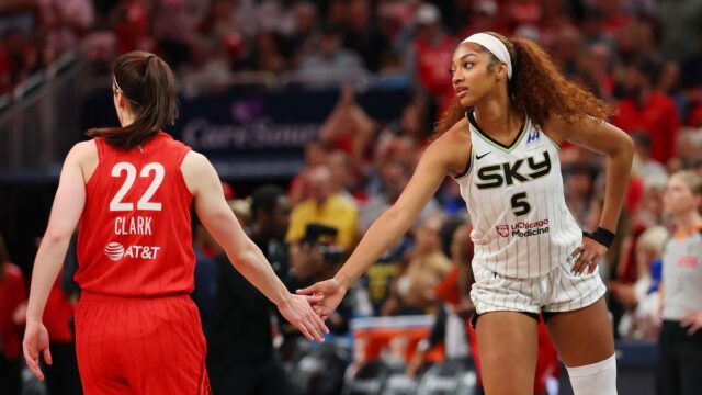 A WNBA não pode justificar alegações de que as observações racistas são feitas pelos fãs no jogo do Sky-Fiver

