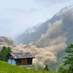 A avalanche enterrou a vila em menos de um minuto. "Algo era impensável"