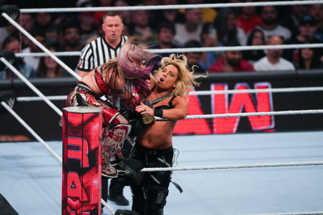 A estrela da WWE Zoey Stark compartilhou as principais informações da lesão

