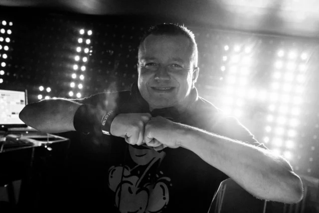 A morte de DJ Hazela. O escritório do promotor revela o motivo



