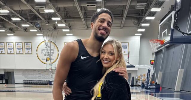 A namorada do Pacers de Tyrese Haliburton comemora depois do Tyrese Haliburton Pai John pede desculpas com Giannis Antetokounmpo