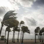 A nova previsão mostra quando a tempestade tropical pode resultar em Flórida