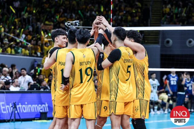 FEU TAMARAWS UAAP Temporada 87 Final de vôlei masculino