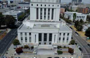 Homem de San Leandro pega 11 anos em acidente fatal onde testemunha chave usava metanfetamina A polícia de Oakland enfrenta um problema raro após a partida do DNA: o suspeito é um gêmeo