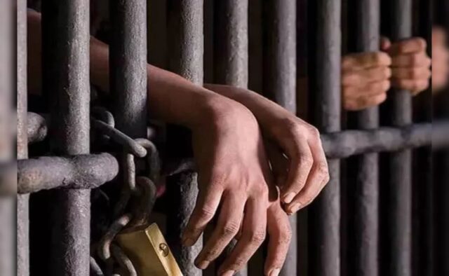 A polícia está ciente do erro 12 horas após o fato de o prisioneiro na Geórgia desaparecer.



