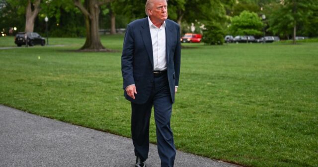 A popularidade da Califórnia de Trump está em declínio em meio a preocupações com o abuso de poder



