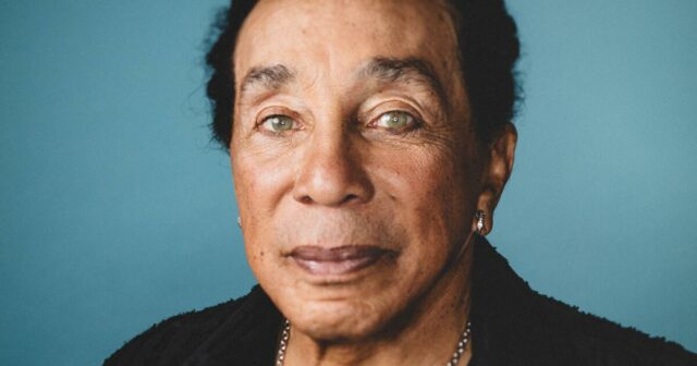 Advogado de Smokey Robinson: uma demanda é um método feio para obter dinheiro de um 'ícone da América'



