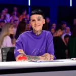Agnieszka Chylinska não terminou a escola, não há diploma do ensino médio. Ela conseguiu um "bilhete de lobo" de seus pais