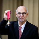 O ex -moderador executivo e televisão da BBC Alan Yentob (foto) morreu aos 78 anos, anunciou sua família