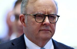 Anthony Albanese afirma que a vitória nas eleições gerais australianas 2025 Anthony Albanese afirma que a vitória nas eleições gerais australianas 2025