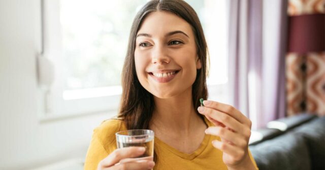 Ao acalmar o verão, inchando o caminho natural com essas cápsulas de desintoxicação e desbloqueio

