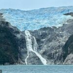 Foto fotográfica mostra uma geleira no canal Beagle em South Magallanes e Antártica