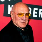 As 4 maiores revelações das novas memórias do magnata da mídia Barry Diller