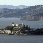 As perguntas dos turistas sobre o porquê e como Trump quer abrir o Alcatraz cair.