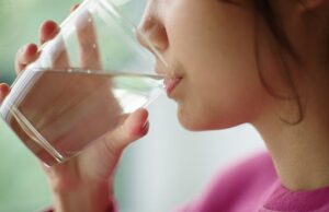 As torneiras domésticas “em todo o país” podem ser superlotadas com bactérias perigosas, alerta de especialistas – como você não “bebe” para a água de Yorkshire Bactérias vil que atormentam North Yorkshire podem infectar o abastecimento de água em todo o país, alertaram especialistas. A imagem