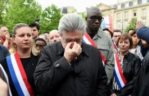 Assassinando de um jovem muçulmano na França. “Meu filho é louco” Assassinando de um jovem muçulmano na França. "Meu filho é louco"