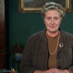 Captura de tela do site da BBC Maestro mostrando o curso de redação de Agatha Christie