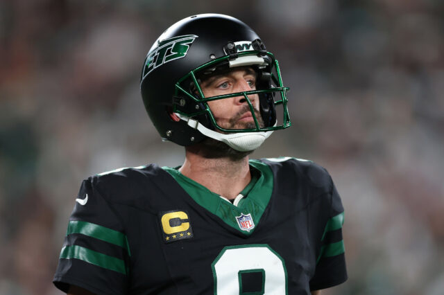 Bateu Steelers com Aaron Trouble Aaron Rodgers

