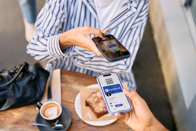 Blinq garante US $ 25 milhões em financiamento para avançar sua missão de fazer cartões de visita PASSE




